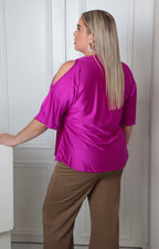 Blusa con hebillas y mangas campana