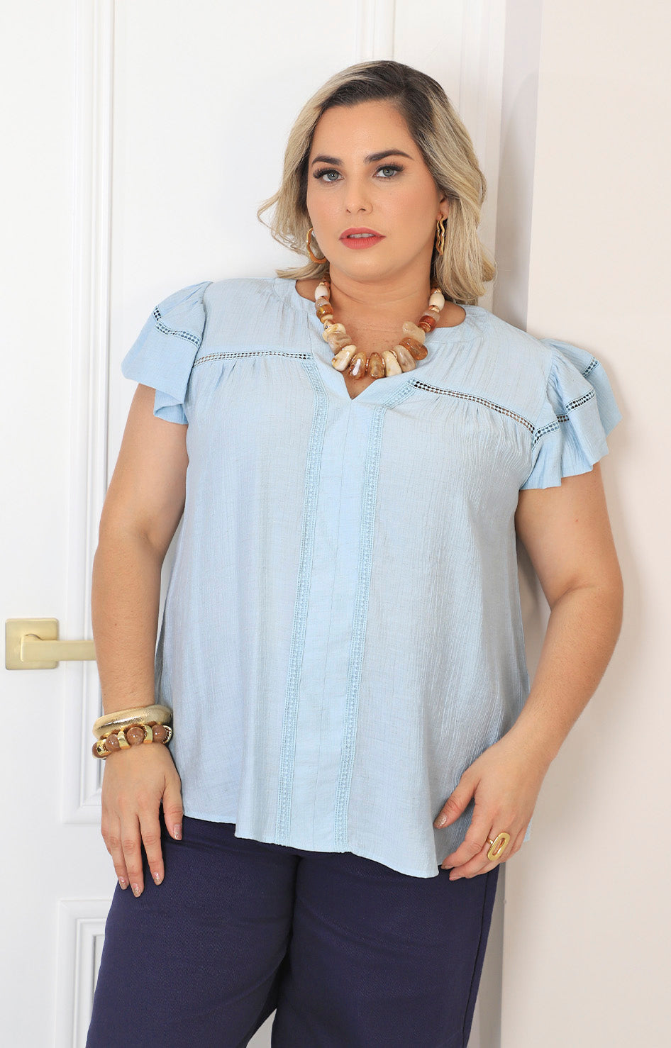 Blusa azul lisa