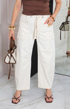 Pantalón wide leg beige
