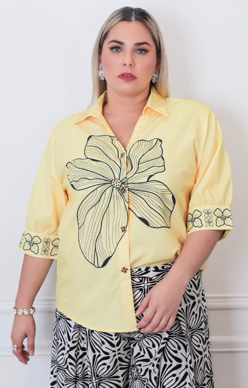 Blusa estampada de botones - BLUSAS CURVY Boutiquemirel 