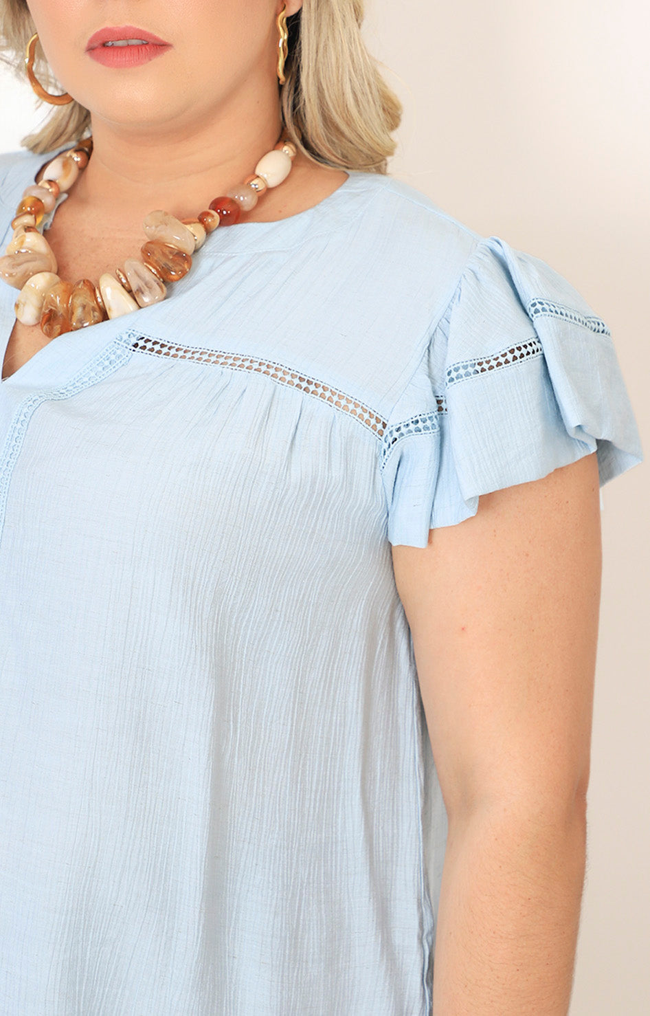 Blusa azul lisa