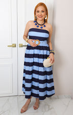 Vestido a rayas azul con cinturón