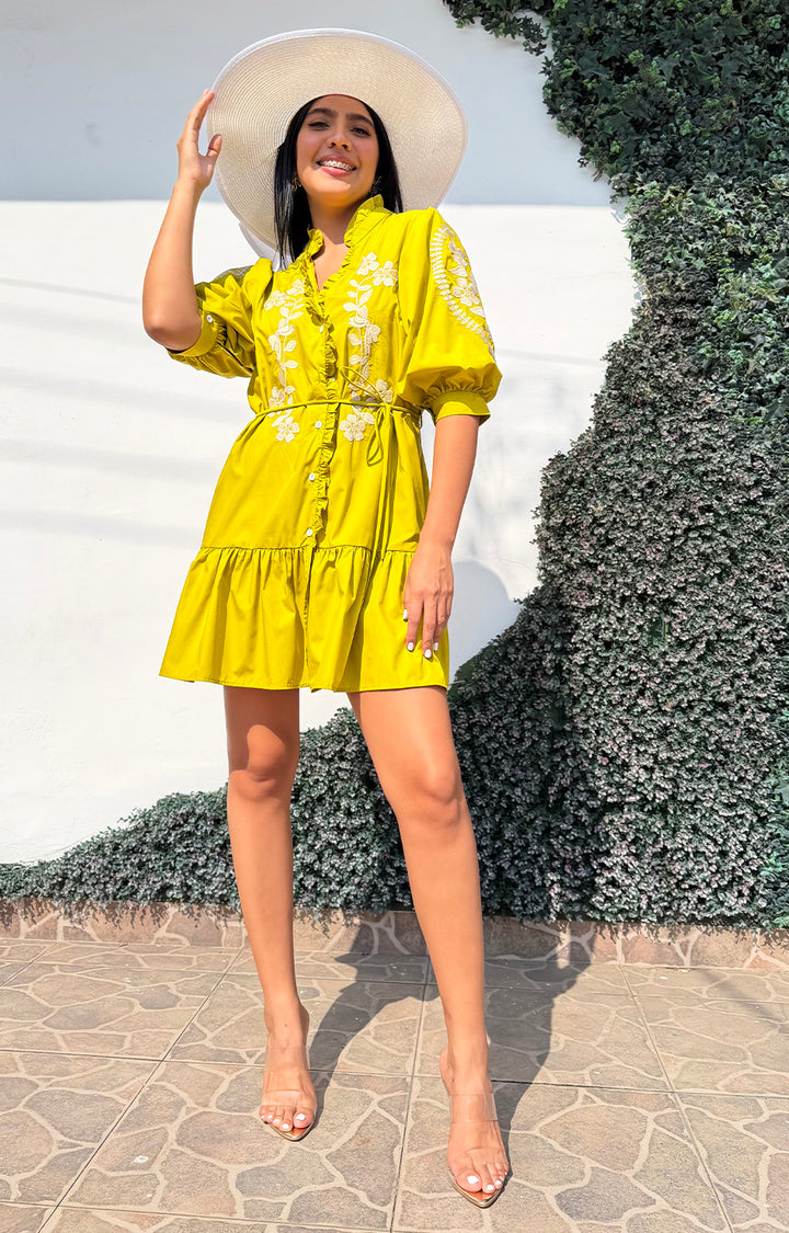 Vestido amarillo con bordado - VESTIDO CORTO REGULAR Boutiquemirel 