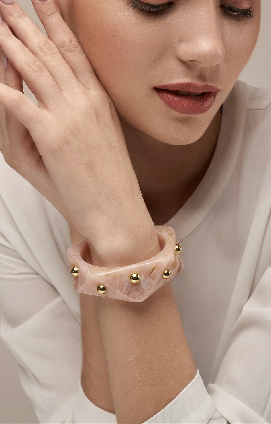 Pulsera geométrica rosa con detalles dorados - PULSERA Boutiquemirel 