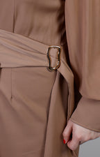 Jumpsuit con hebilla dorada
