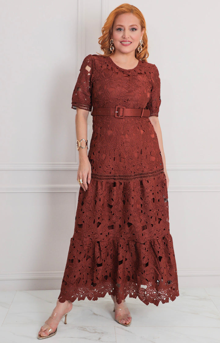 Vestido café de guipur - VESTIDO LARGO REGULAR Boutiquemirel 