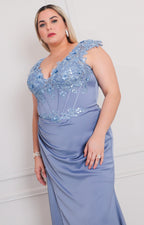 Vestido azul con bordado - VESTIDO LARGO CURVY Boutiquemirel 