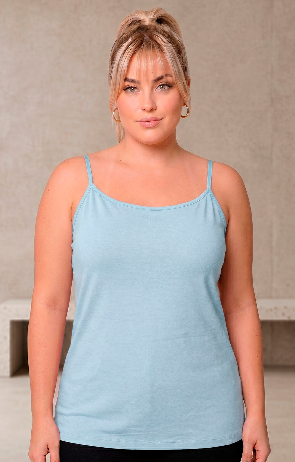 Blusa básica de algodón con tirantes - BLUSAS CURVY Boutiquemirel 