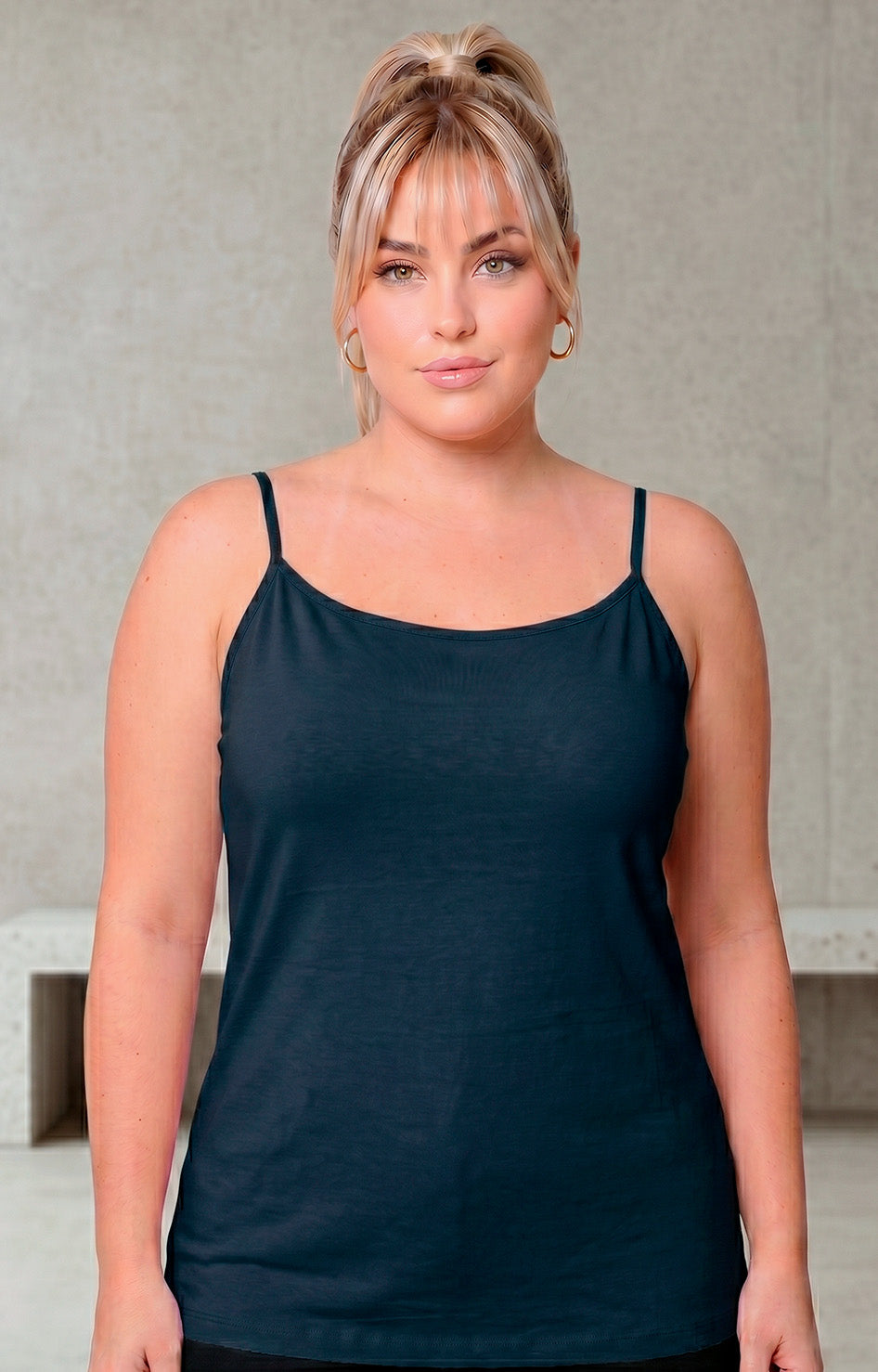 Blusa básica de algodón con tirantes - BLUSAS CURVY Boutiquemirel 