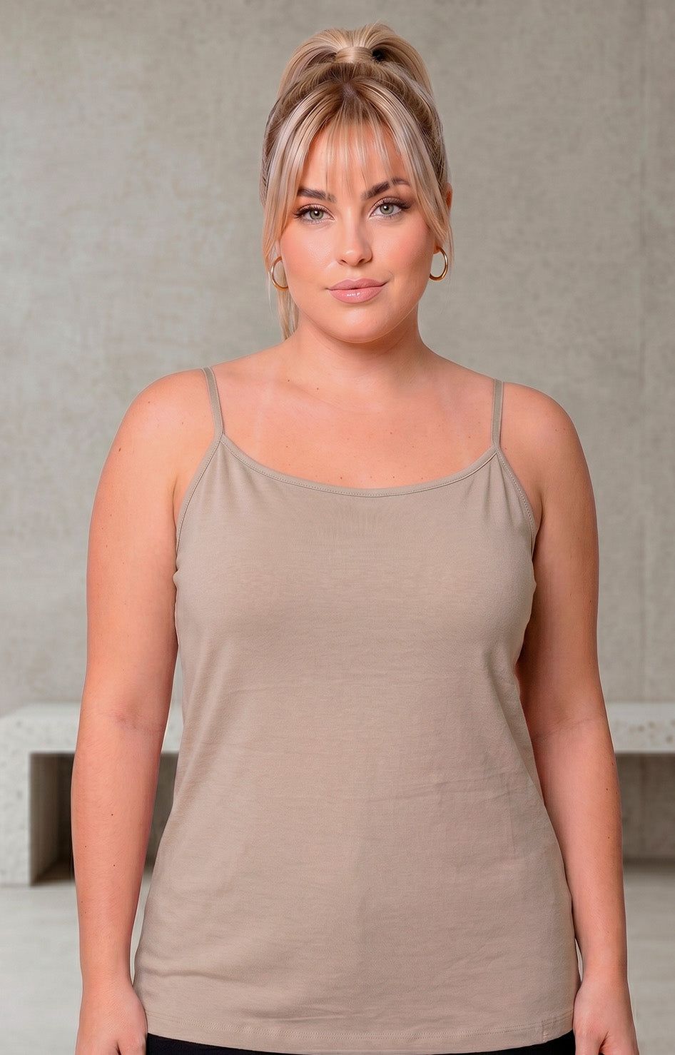 Blusa básica de algodón con tirantes - BLUSAS CURVY Boutiquemirel 