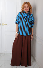 Blusa a rayas con lazo al cuello