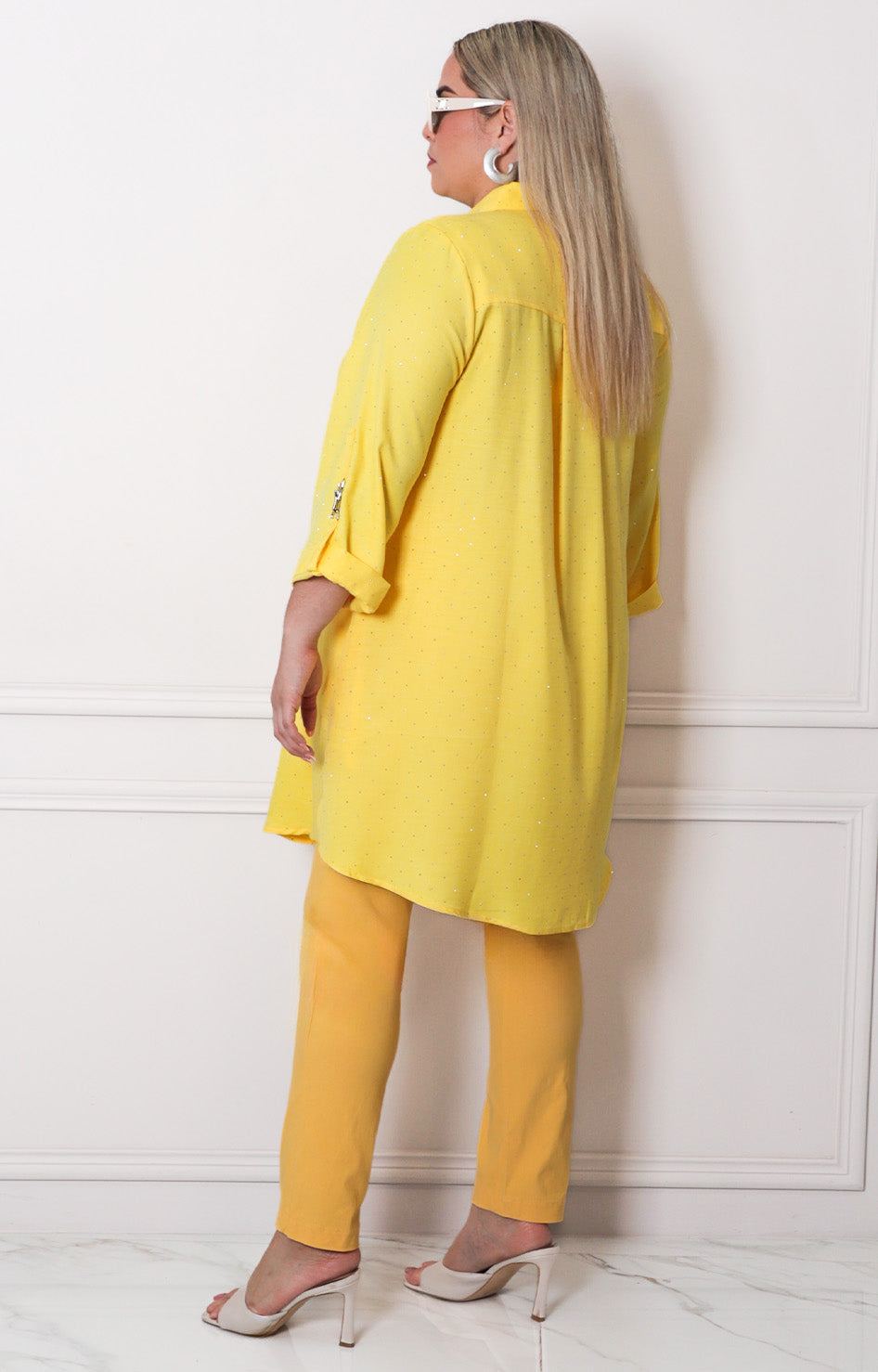 Vestido corto con brillo - VESTIDO CORTO CURVY Boutiquemirel 