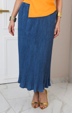 Falda azul midi plisada
