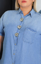 Blusa de mezclilla con botones