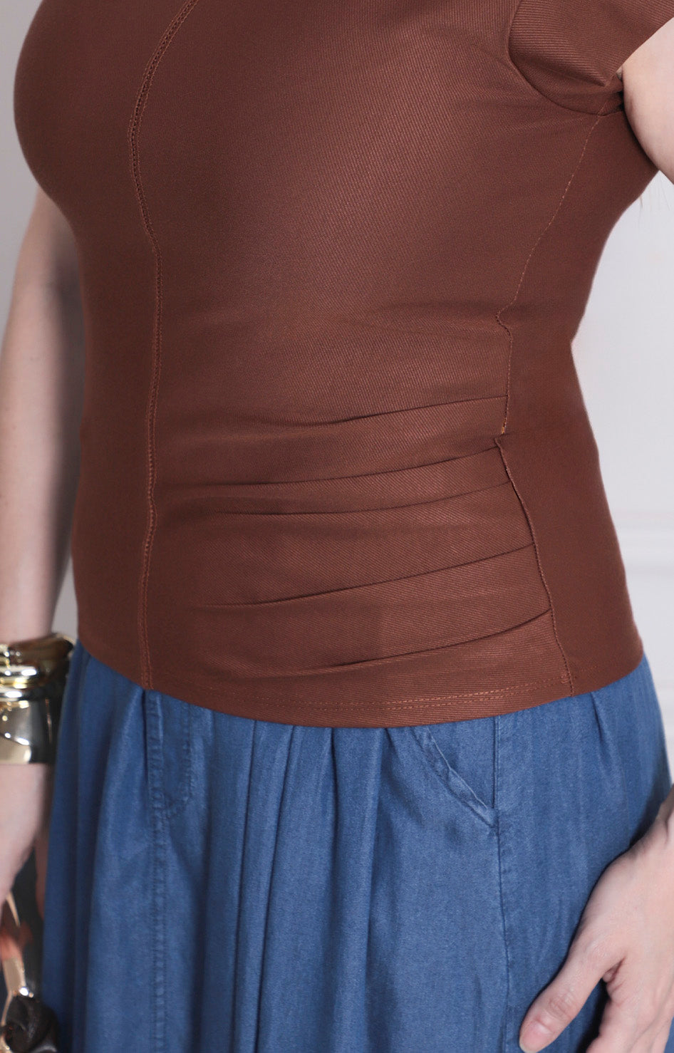 Blusa cafè con plisado lateral - BLUSA Boutiquemirel 