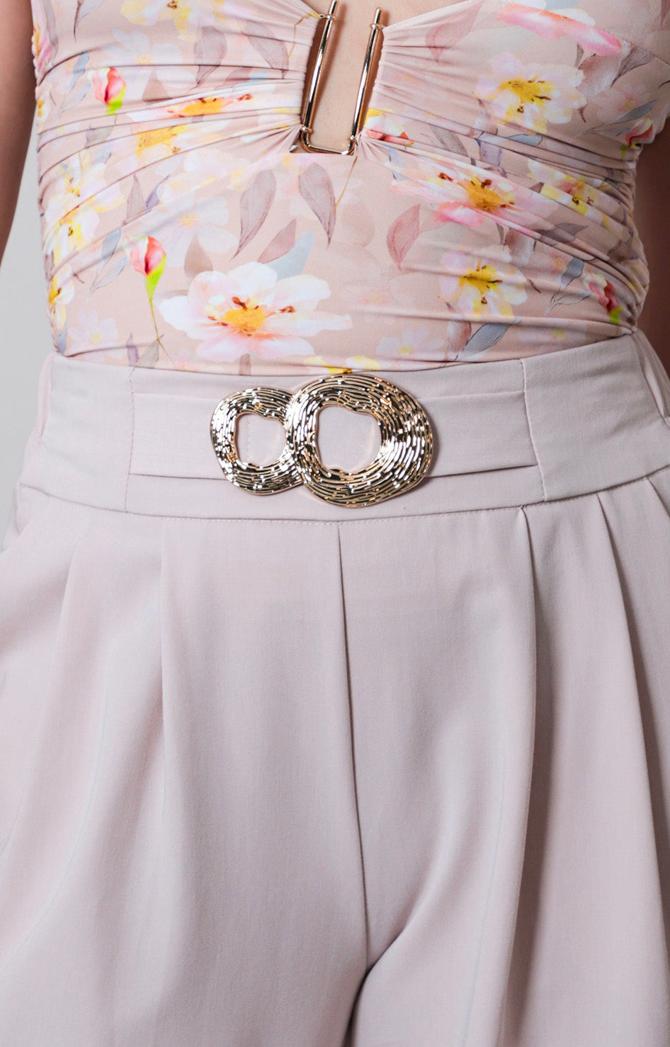 Pantalòn con hebilla dorado - PANTALON REGULAR Boutiquemirel 