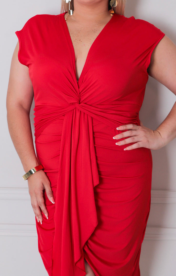 Vestido rojo con fruncido - VESTIDO CORTO CURVY Boutiquemirel 