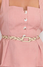 Conjunto rosa con cinturón