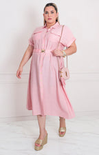 Vestido rosa con cinturón