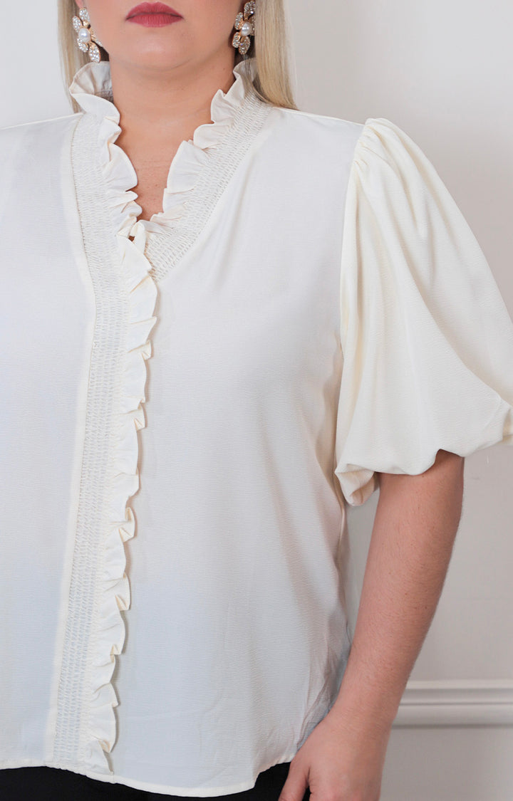 Blusa lisa con volantes - BLUSAS CURVY Boutiquemirel 