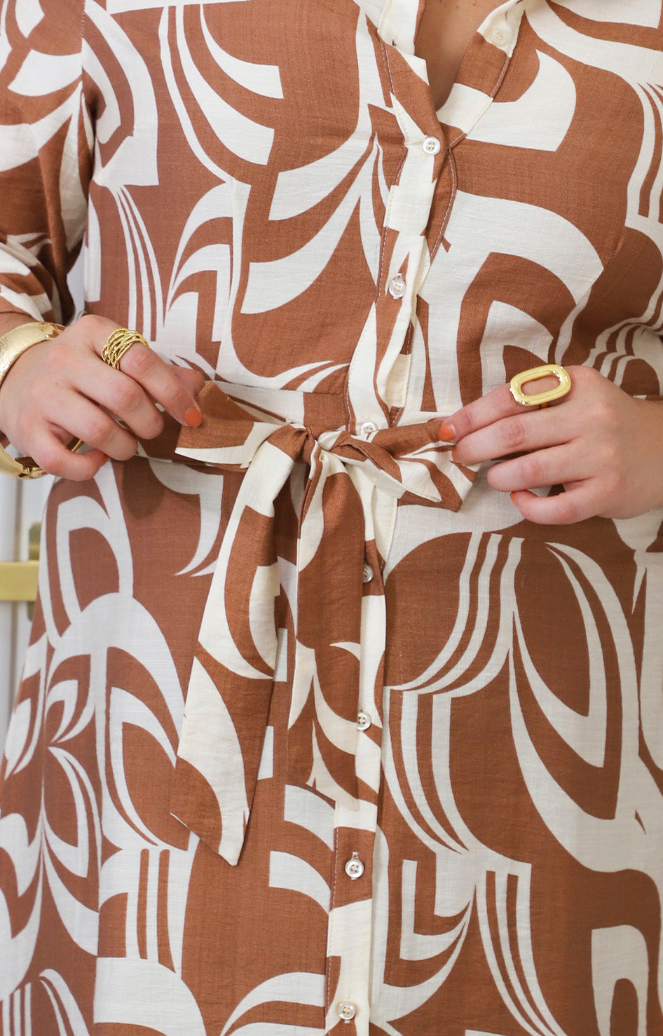 Vestido estampado con lazo