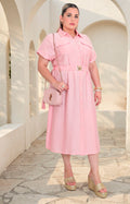 Vestido rosa con cinturón