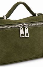Bolso estructurado con asa