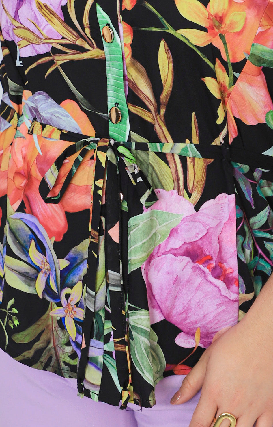 Blusa negra estampado