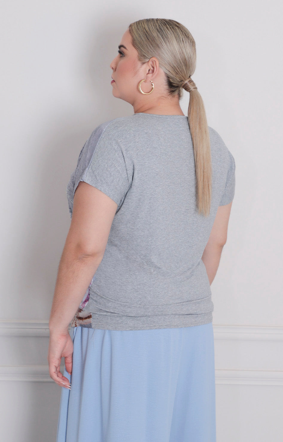 Blusa gris estampada - BLUSA CURVY Boutiquemirel 