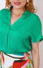 Blusa con cuello en V