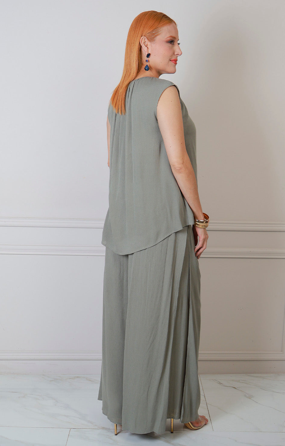 Conjunto sin mangas regular Boutiquemirel de dos piezas en diseño elegante y cómodo