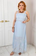 Conjunto azul con bordado calado