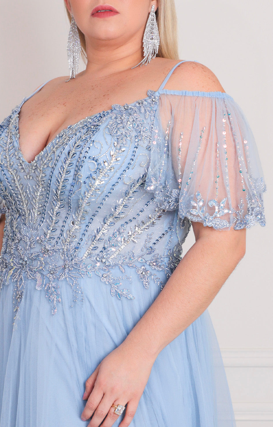 Vestido de gala con tul y pedrería - VESTIDO LARGO CURVY Boutiquemirel 