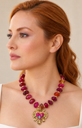 Collar de piedra natural magenta Boutiquemirel con diseño elegante y color intenso