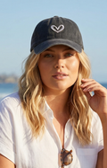 Gorra Bordada con Corazón - GORRAS Boutiquemirel 