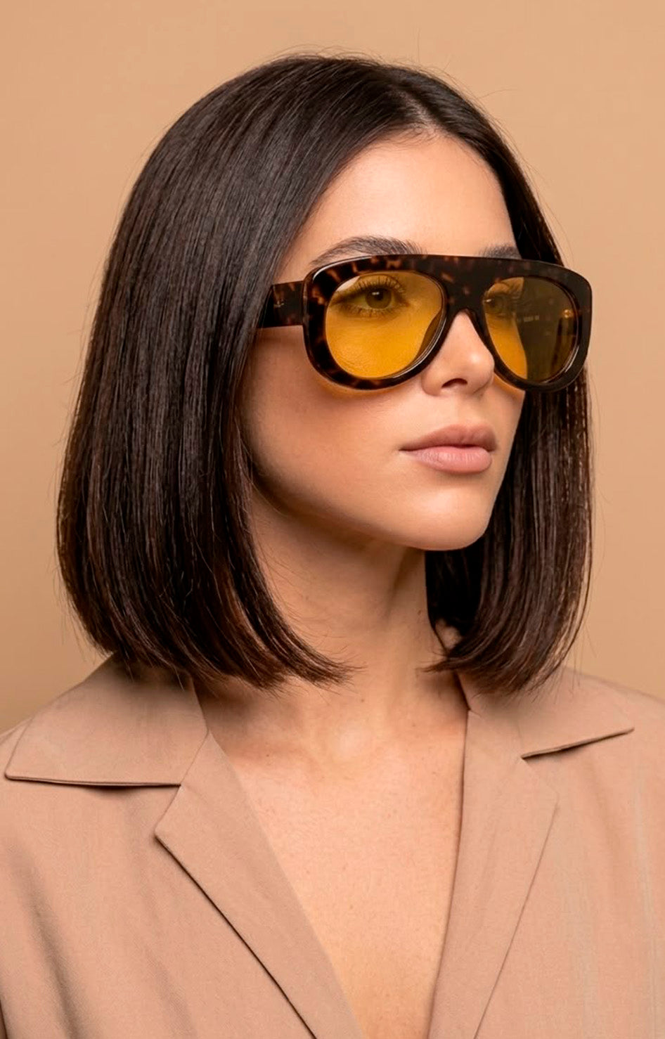 Lentes de sol con marco grueso