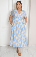 Vestido con estampado geométrico y cinturón
