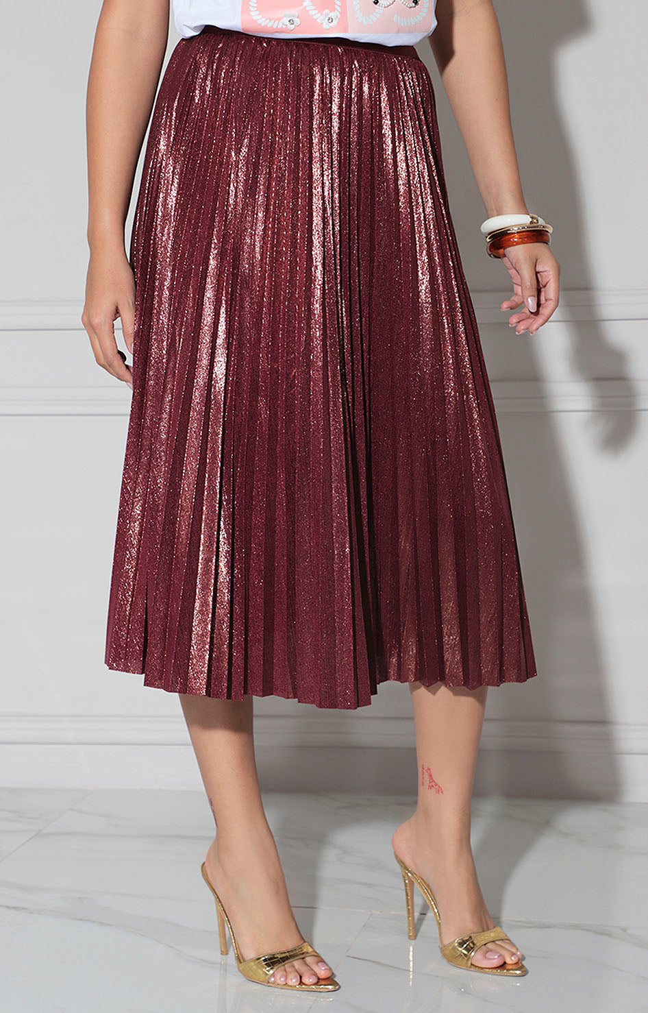 Falda vino metálica