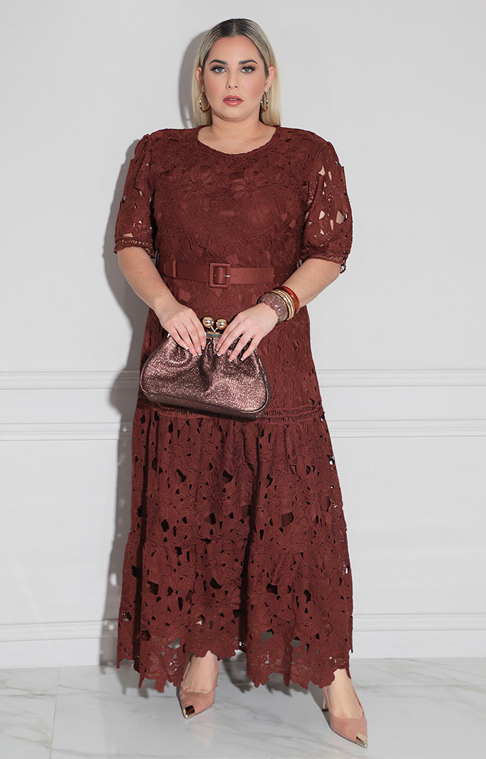 Vestido de encaje café