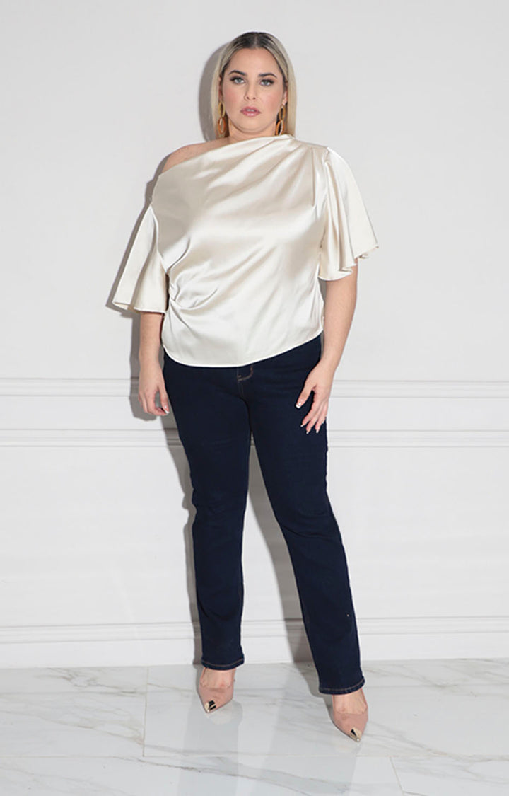 Blusa beige satinada