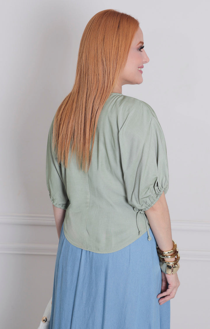 Blusa verde con mangas - BLUSAS REGULAR Boutiquemirel 