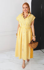 Vestido amarillo de rayas