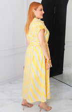 Vestido amarillo de rayas