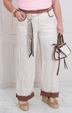 Pantalón beige con lazo