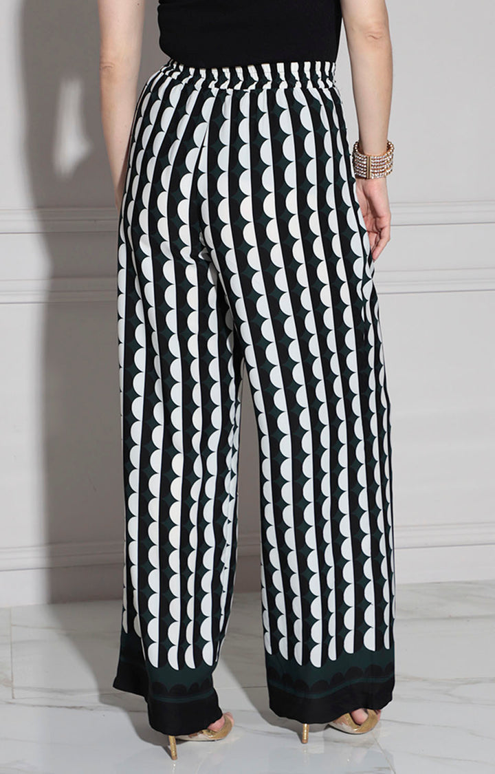 Pantalón negro estampado