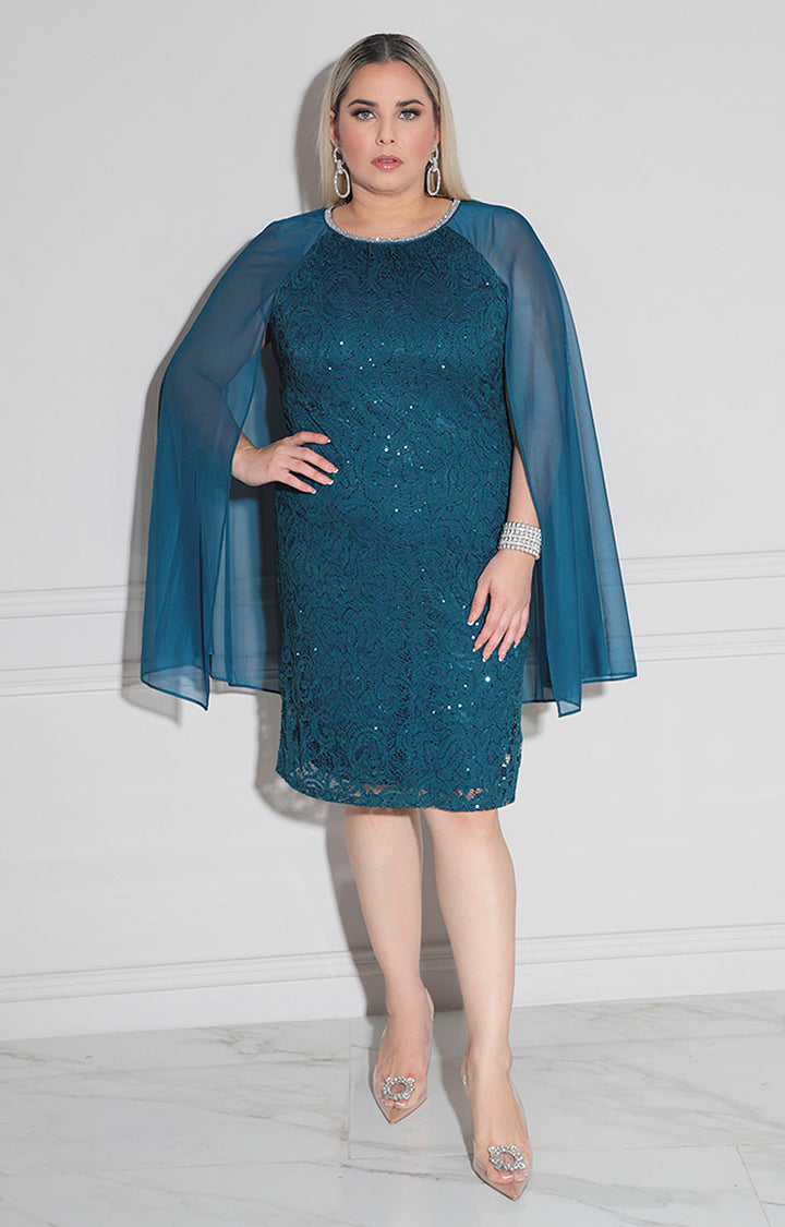 Vestido azul con capa