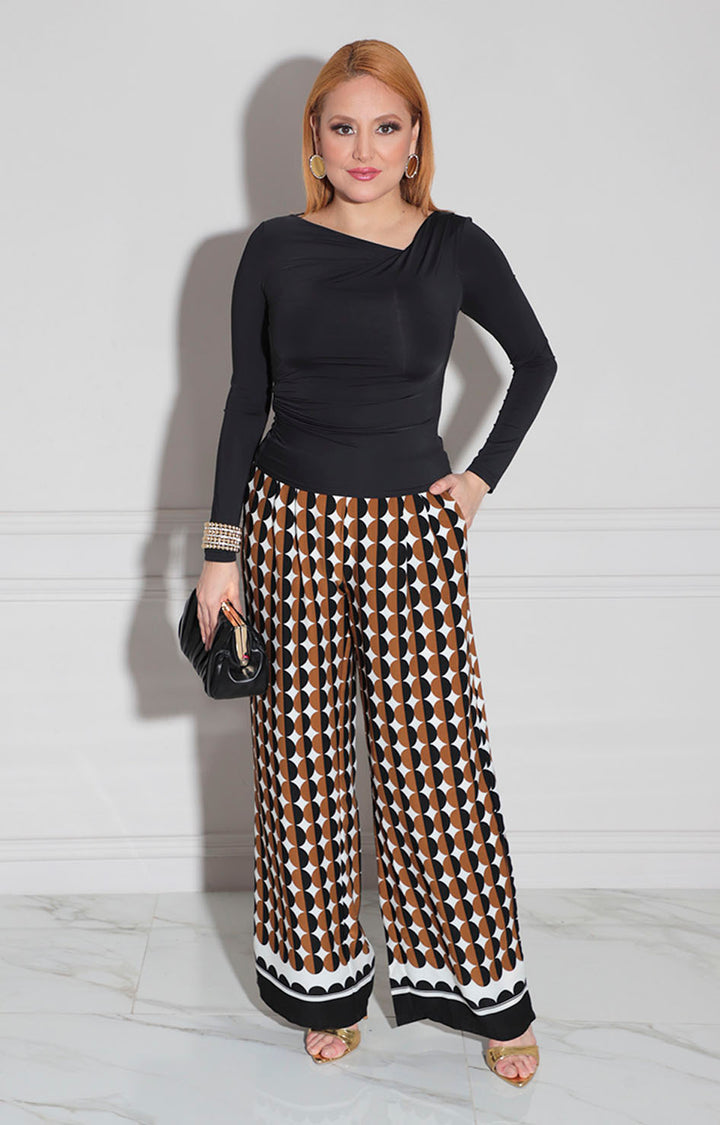 Pantalón café estampado