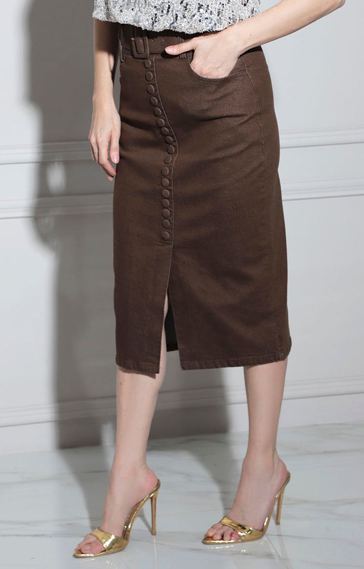 Falda café con cinturón