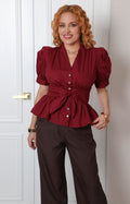 Blusa vino con mangas globo y cinturón