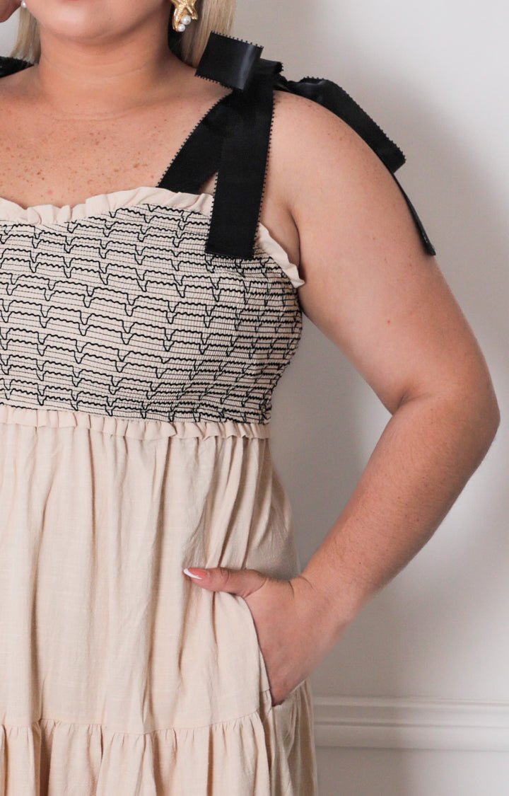 Vestido beige de tirantes - VESTIDO LARGO CURVY Boutiquemirel 